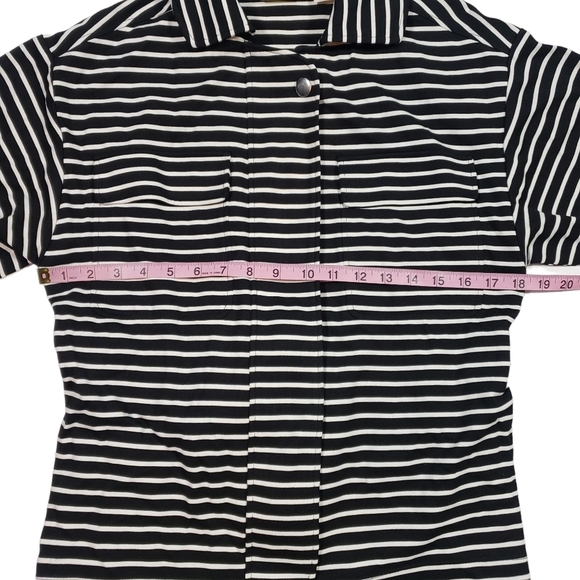 Chicos Black White Striped Jacket Size 0 US 4 SMALL Full Zip Belted Lightweight - Picture 13 of 14